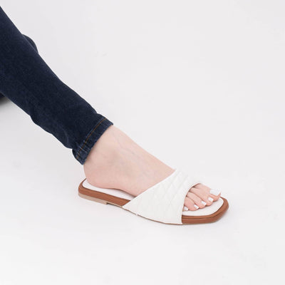 ZAztrid Ferna White